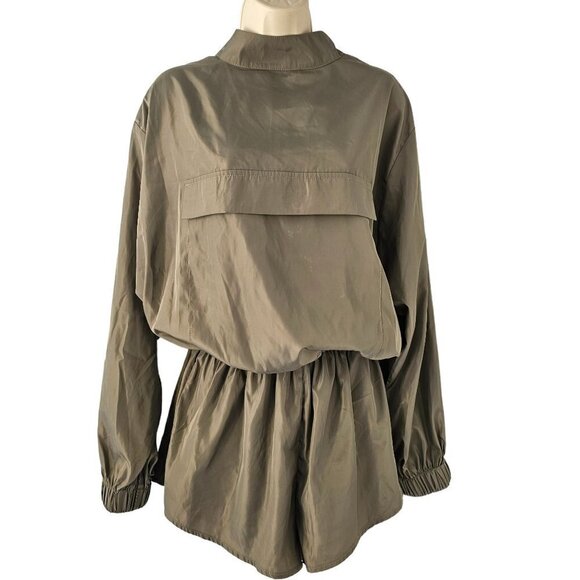 Akira Shorts Romper Mock Neck Long Slv Zip Close Lightweight Womens M Green - Picture 8 of 12